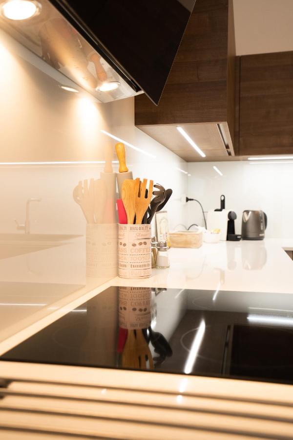 Black Field Apartment برنو المظهر الخارجي الصورة